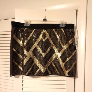 Authentic Icon sequin skirt size L